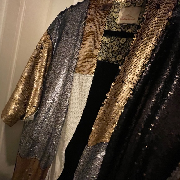 New years party perfection. Incredible patched sequence cloak. - Picture 2 of 5